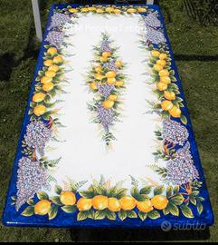 tavolo da giardino o terrazzo 