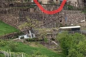 Immobile con ampio garage