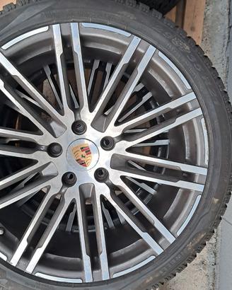 Cerchi porsche piu audi piu pneumatici altro tipo