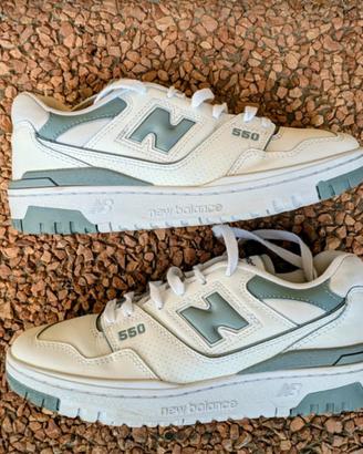 New Balance 550