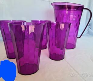 set 4 bicchieri e brocca da l 2 Tupperware 