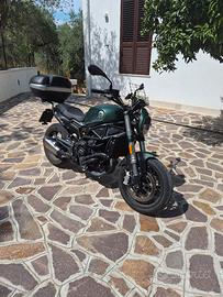 Benelli Leoncino 800
