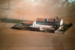 Cascinale con 21 ettari di terreno pianeggiante