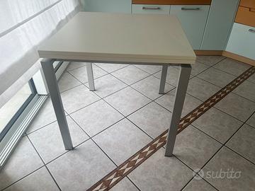 Tavolo allungabile calligaris
