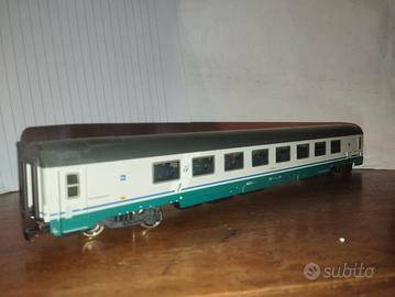 coppia di vagoni - Roco