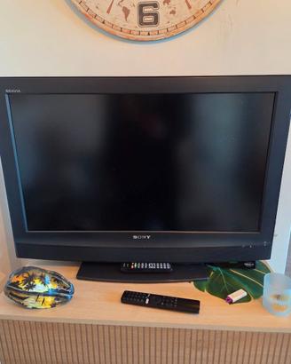 Televisore sony HD con decoder digitale