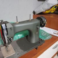 macchina da cucire antica