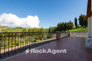 VILLA UNIFAMILIARE DI PREGIO