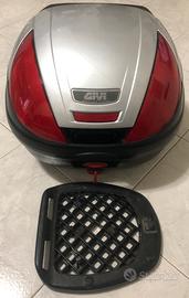 Bauletto universale per scooter e moto GIVI E370N