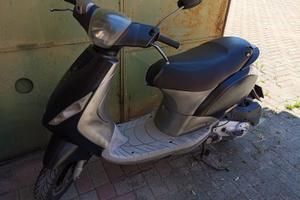 Piaggio zip 50