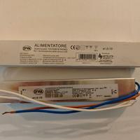 Alimentatore stabilizzato stagno Lyvia 12V 30W