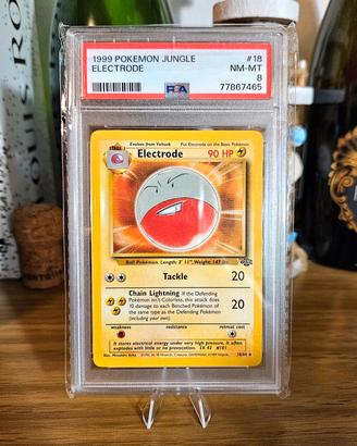 Carta Pokemon Vintage Electrode 18/64 grad PSA 8