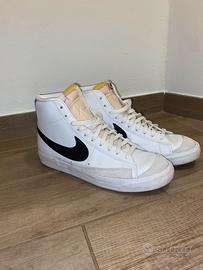 Nike blazer mid ‘77 bianche numero 44