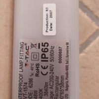 lampada neo nuova 