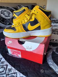 scarpe NIKE ALTE n 37.5