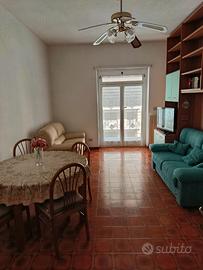 Bilocale vista mare Luglio su 560 sett 2/4 pers