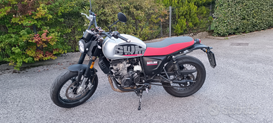SWM 125 Outlaw