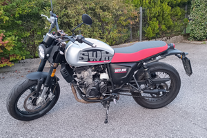 SWM 125 Outlaw