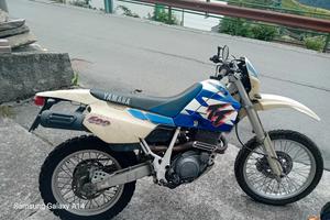  Yamaha TT 600