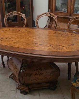 Prestigioso soggiorno completo stile olandese