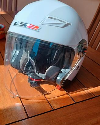 Casco jet nuovo 
