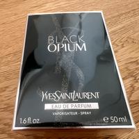 Profumo Black Opium di Ysl