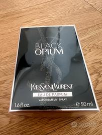 Profumo Black Opium di Ysl