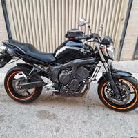Yamaha fz6 s2 con kit valigie