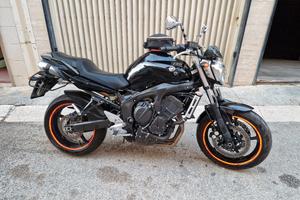 Yamaha fz6 s2 con kit valigie
