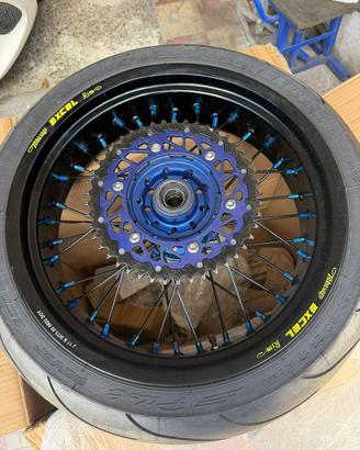 Cerchi motard 17