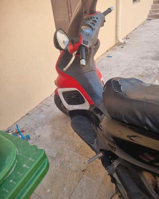 Moto runner 200