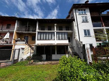 CASA SEMINDIPENDENTE A SALERANO CANAVESE