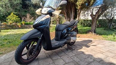 Honda SH 300