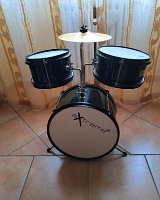 Batteria per bambini 3 pezzi con piatto nero