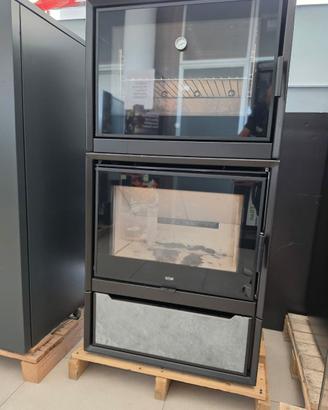 KUOKI 110da11,4KW cm72x46x140 stufa a legna Klover