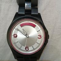 orologio al quarzo 