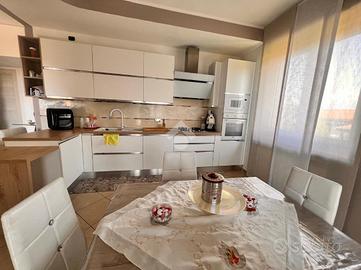 4 LOCALI A CASTIGLIONE TORINESE