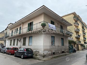 Intero fabbricato da ristrutturare