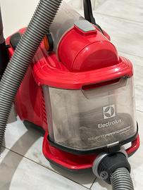 Aspirapolvere Electrolux silent performer cyclonic