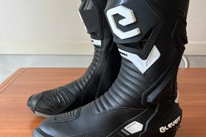 Stivali Eleveit NUOVI (taglia 43)