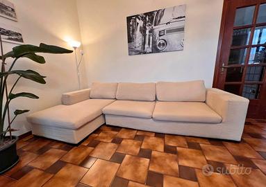 Divano ad angolo 3 posti con chaise longue