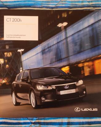1 Brochure Lexus CT200h anno 2010