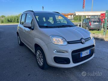 Fiat panda automatica 2017 benzina