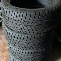 Gomme 225x45r17