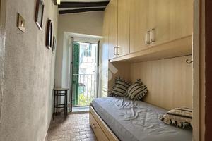 3 LOCALI A OLEVANO ROMANO