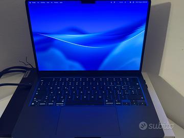 Mac book Air 13” 2024