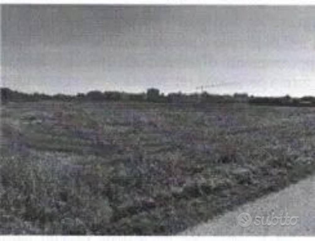 Immobile in asta di 4610 m² a Saronno - Vista 2