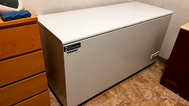 Congelatore a pozzetto