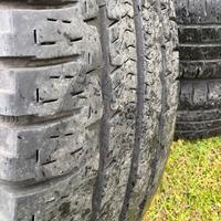 Gomme 215/70r15CP