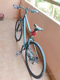 bici 2026 trekking/ibrida Riverside 500 Taglia L